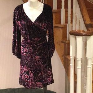 ⬇️Long sleeve burnout velvet multi coloured dress